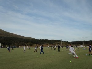 早稲田大学サッカー部・明治大学サッカー部八丈島合同合宿