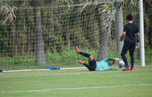 東京情報大学サッカー部八丈島合宿