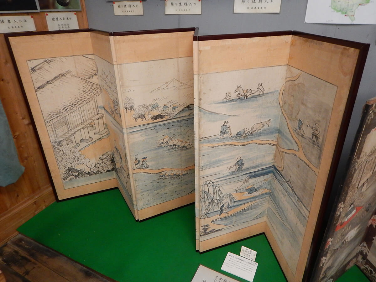 伝近藤富蔵筆屏風の写真