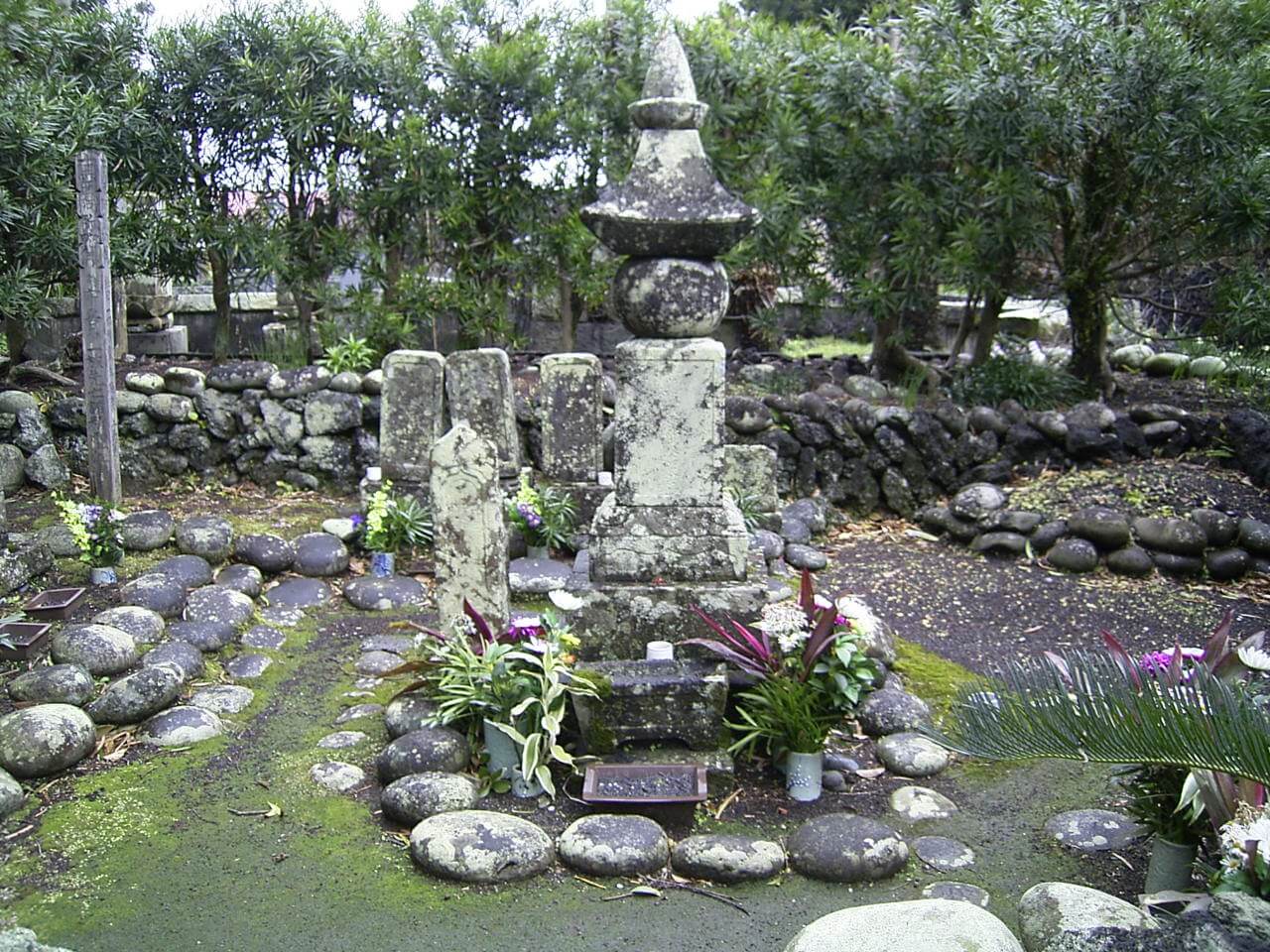 宇喜多秀家墓の写真